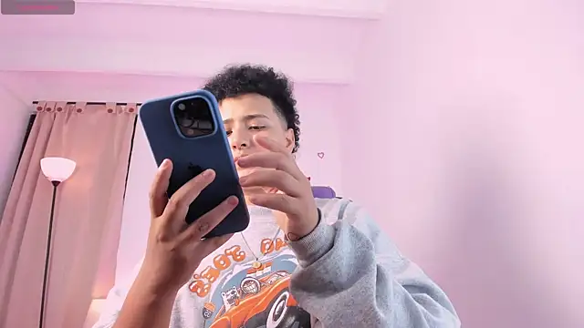 LiaaMoretzz online show from 9, 4, 2026