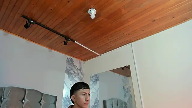 oliver mr  online show from 3, 2, 2026