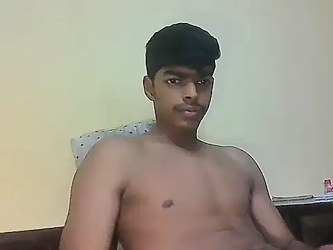 Snapshot of monster_33 chatting on 24, 4, 2026 monster 33 online show from 24, 4, 2026