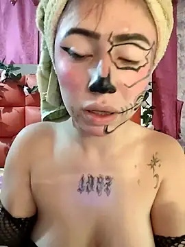 Snapshot of Kitty_Melodi chatting on 21, 10, 2025 Kitty Melodi online show from 21, 10, 2025