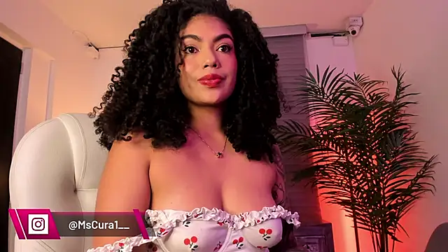 Snapshot of miss_curazao chatting on 27, 5, 2026 miss curazao online show from 27, 5, 2026