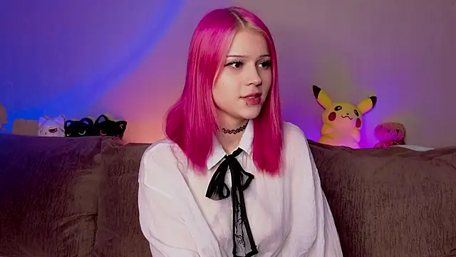 Snapshot of RavenKitten_ chatting on 4, 5, 2026 RavenKitten online show from 4, 5, 2026