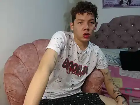 Snapshot of brutal_dirty_sex chatting on 21, 2, 2026 brutal dirty sex online show from 21, 2, 2026