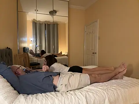 Snapshot of ViksaxBram chatting on 24, 9, 2025 ViksaxBram online show from 24, 9, 2025