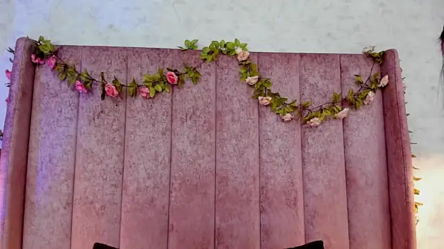 AnyaJay online show from 22, 12, 2025