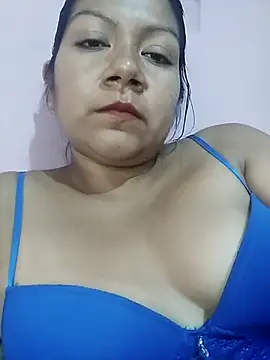 Snapshot of Alexxxia69 chatting on 1, 3, 2026 Alexxxia69 online show from 1, 3, 2026