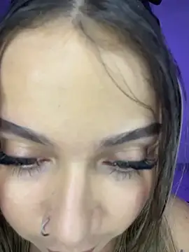 AnnyLopezzz  online show from 13, 11, 2025