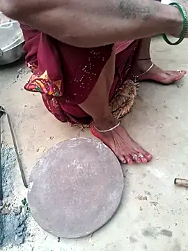 Snapshot of parmila203 chatting on 7, 3, 2026 parmila203 online show from 7, 3, 2026