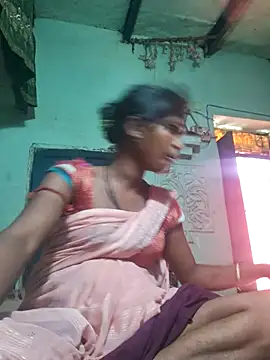 Snapshot of parmila203 chatting on 14, 4, 2026 parmila203 online show from 14, 4, 2026
