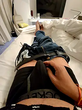 LoveGuruRA online show from 8, 9, 2025