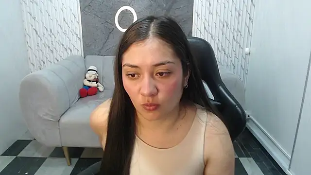 Snapshot of Ivony18_b chatting on 31, 10, 2025 Ivony18 b online show from 31, 10, 2025