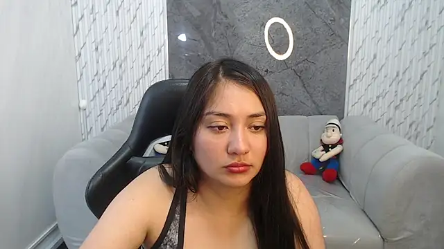 Snapshot of Ivony18_b chatting on 22, 11, 2025 Ivony18 b online show from 22, 11, 2025