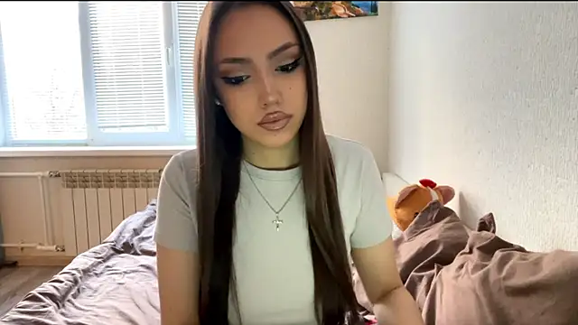 Snapshot of Leaf_Unto chatting on 2, 11, 2025 Leaf Unto online show from 2, 11, 2025