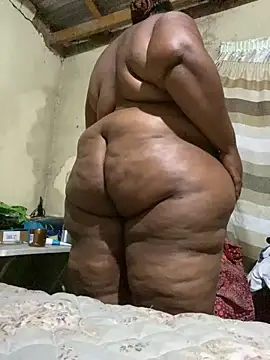 Curvycandy95 online show from 7, 4, 2026