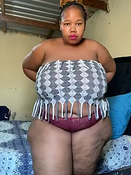 Curvycandy95 online show from 10, 7, 2026