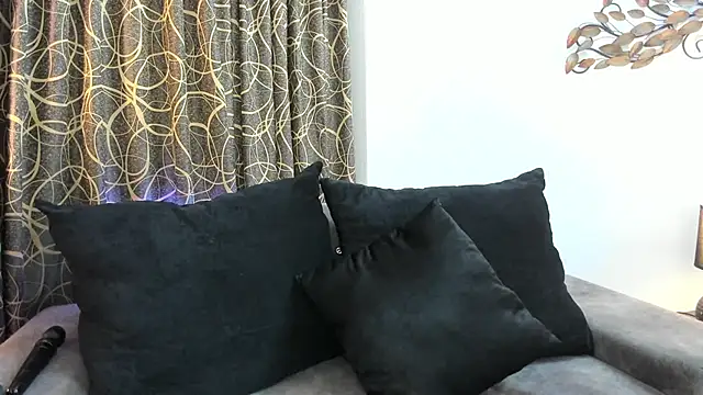 Snapshot of mia_skys chatting on 16, 2, 2026 mia skys online show from 16, 2, 2026