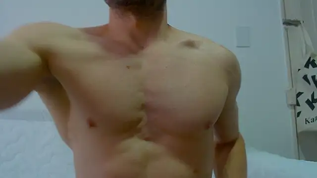 Snapshot of Rocky_Muscle chatting on 1, 5, 2026 Rocky Muscle online show from 1, 5, 2026