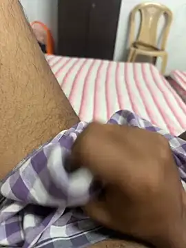 Snapshot of usermood2000 chatting on 7, 1, 2026 usermood2000 online show from 7, 1, 2026