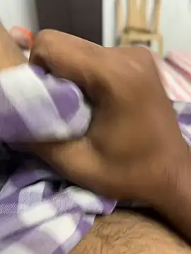 Snapshot of usermood2000 chatting on 9, 1, 2026 usermood2000 online show from 9, 1, 2026