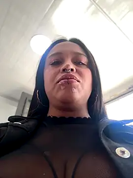 -Mia1 online show from 11, 11, 2025