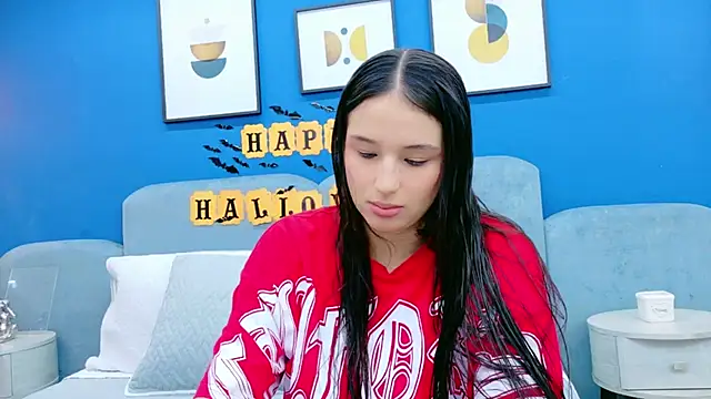 Ashley Evans22 online show from 28, 10, 2025