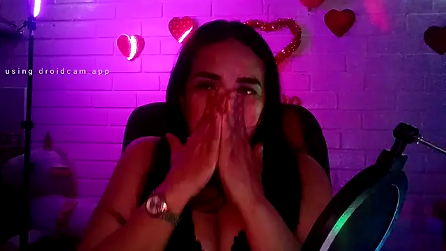 MiiaVelasquez online show from 12, 2, 2026