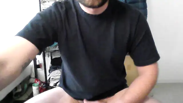 Snapshot of hornyjoe_xxx chatting on 11, 5, 2026 hornyjoe xxx online show from 11, 5, 2026