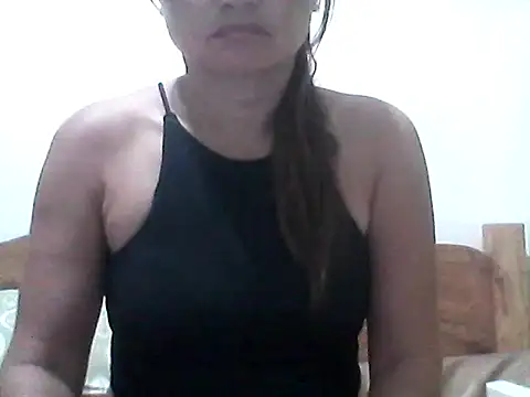 Snapshot of nathalie0045 chatting on 16, 6, 2026 nathalie0045 online show from 16, 6, 2026