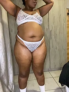 Snapshot of fatpussydallx chatting on 24, 11, 2025 fatpussydallx online show from 24, 11, 2025