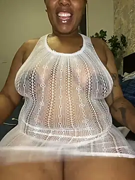 Snapshot of fatpussydallx chatting on 1, 12, 2025 fatpussydallx online show from 1, 12, 2025