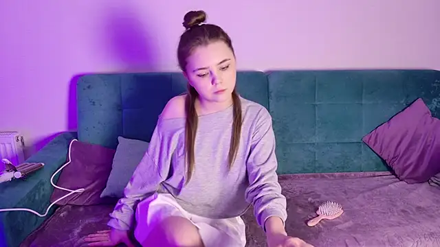 LeksaLove online show from 16, 12, 2025