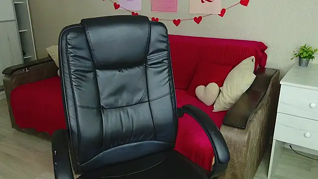 LeksaLove online show from 1, 4, 2026