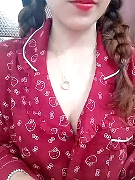 Snapshot of MyMy08 chatting on 24, 10, 2025 MyMy08 online show from 24, 10, 2025