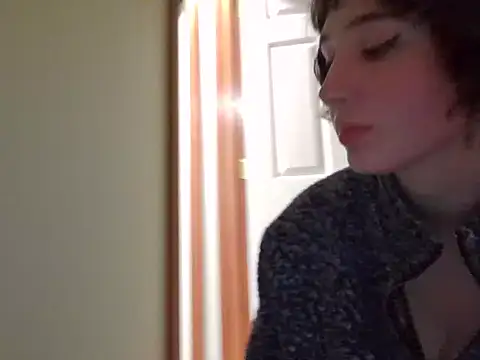 Snapshot of rrreyyy chatting on 9, 9, 2025 rrreyyy online show from 9, 9, 2025