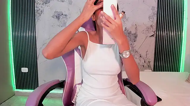 Mia Duarte1 online show from 12, 2, 2026