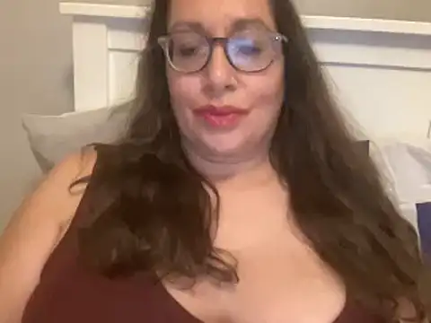 Snapshot of RosaFreya chatting on 22, 9, 2025 RosaFreya online show from 22, 9, 2025