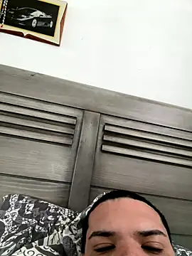 Snapshot of YadielPublic chatting on 20, 9, 2025 YadielPublic online show from 20, 9, 2025