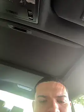 Snapshot of YadielPublic chatting on 15, 11, 2025 YadielPublic online show from 15, 11, 2025