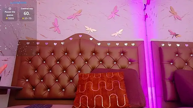 Zoe-Johnson  online show from 3, 10, 2025