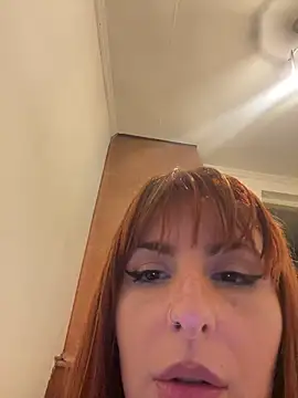 Sexy Bulgarian woman online show from 16, 2, 2026