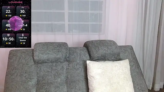 Snapshot of AnnieSparkle chatting on 20, 6, 2026 AnnieSparkle online show from 20, 6, 2026