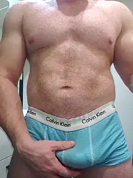 Snapshot of AlphaGymMale chatting on 30, 10, 2025 AlphaGymMale online show from 30, 10, 2025