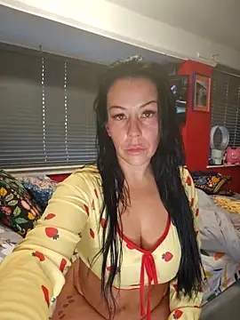 Snapshot of Filthymaddymilfy25 chatting on 10, 5, 2026 Filthymaddymilfy25 online show from 10, 5, 2026