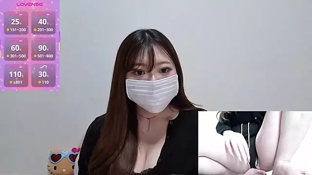 Snapshot of eri_0824 chatting on 26, 9, 2025 eri 0824 online show from 26, 9, 2025