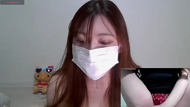 Snapshot of eri_0824 chatting on 8, 10, 2025 eri 0824 online show from 8, 10, 2025