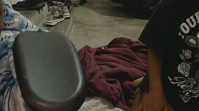 Snapshot of Gmajor chatting on 18, 11, 2025 Gmajor online show from 18, 11, 2025