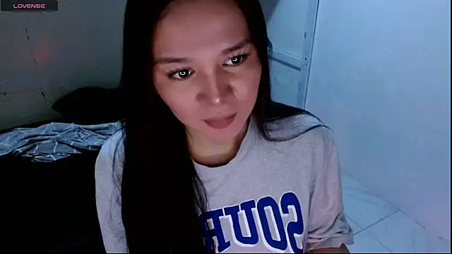 Tiffany Roxette online show from 9, 1, 2026