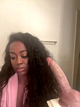 Snapshot of RawHoneyTrap chatting on 16, 11, 2025 RawHoneyTrap online show from 16, 11, 2025