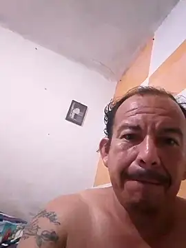 Snapshot of Hasam1285 chatting on 17, 11, 2025 Hasam1285 online show from 17, 11, 2025