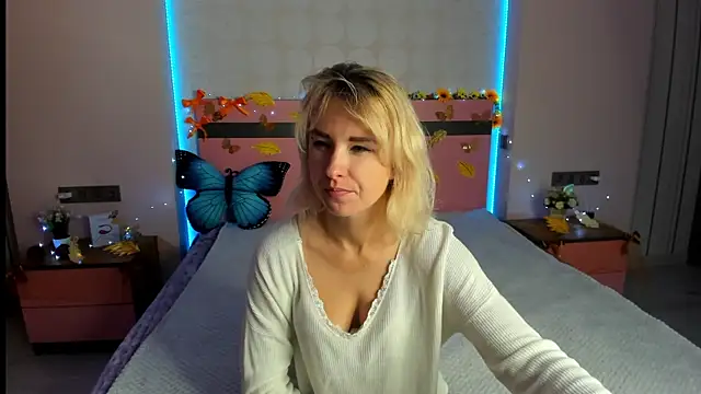 MeryMidnight online show from 2, 10, 2025